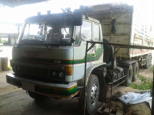 รถหัวลาก 10ล้อ ฮีโน่ 221 เครื่อง K13D พร้อมหางเทรลเลอร์พนัส 9เมตร พร้อมใช้ ราคาถูก