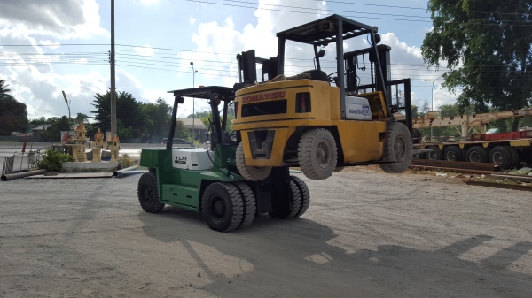 ขายรถยก7ตันงายาวมาก