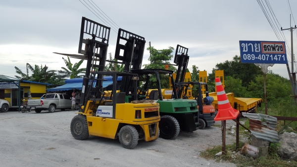 ขายรถยก7ตันงายาวมาก