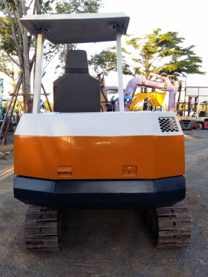 ขายรถแบคโฮ KOMATSU PC20-5 นำเข้าจากญี่ปุ่น ไม่เคยใช้งานในไทย ติดต่อ 086-775-7900 086-324-1992