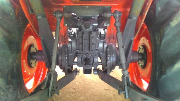 KUBOTA  L3608 พร้อมโรตารี่ ราคา 255,000 อ.แกลง จ.ระยอง สอบถาม 0818618678