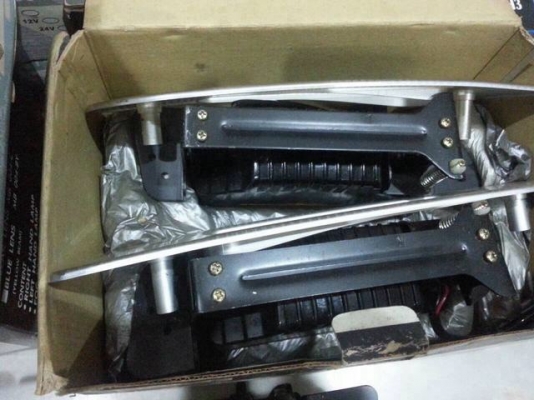 ขายไฟตัดหมอก ใต้กันชน มิตซูสตาด้า ขายไฟตัดหมอก ใต้กันชน มิตซูสตาด้า