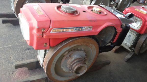 ขายเครื่องคูโบต้าFT110สวยๆ ราคา18500บาท ติดนิ้มครับสภาพพร้อมใช้งานราคานี้ยังต่อรองได้อีกนะครับ รถอยู่ วังบัว อ คลองขลุง จ กำแพงเพชรโทร0813655997อำพร พาเจริญ