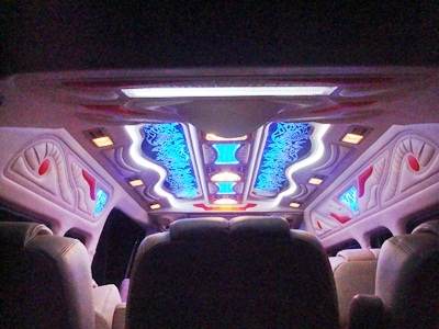 ขายรถตู้ToyotaCommuter2009แต่งวีไอพีสุดหรู