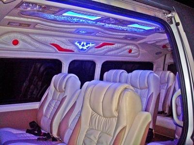 ขายรถตู้ToyotaCommuter2009แต่งวีไอพีสุดหรู