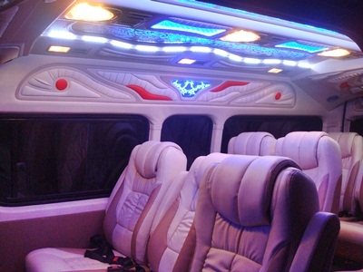 ขายรถตู้ToyotaCommuter2009แต่งวีไอพีสุดหรู