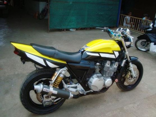 ขายXJR400ปี99อินวอยสรรพสามิตแท้ๆโฉมนกแก้วขาย67000ต่อรองได้ครับ