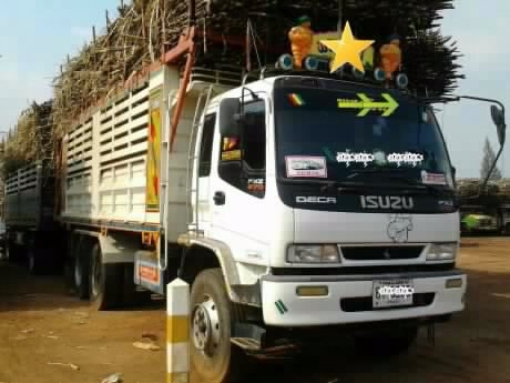 ISUZU DECA FXZ 270 HP EURO1 ปี 45 รถพ่วงแม่+ลูก กระบะดั๊มพ์เหล็กคอกเกษตร 12 ตันสภาพสวย ลูก 2 คานดั๊มพ์ของอู่ราชเจริญ เครื่องดีภายในเก๋งสวยครบ แอร์เย็น พวงมาลัยเพาเวอร์ เบรคทริ๊ปฟี้ครบครัน ช่วงล่างคัชซีสวย ยางสภาพดีทั้งแม่ทั้งลูกพร้อมบรรทุกพร้อมใช้งาน เอกส