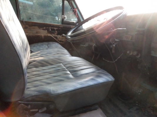 ISUZU NKR 110 HP  กระบะคอกเหล็กยาว 4.30 เมตร รถห้างเเท้