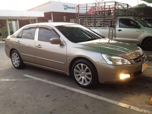 ขายล้อแม็ก Venerdi ขอบ17 5รู114 พร้อมยาง Michelin MXV8 225 50 17