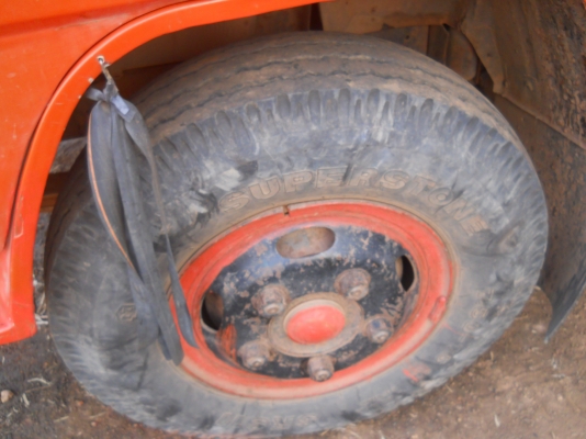 ขาย 6 ล้อ misubishi canter 85 แรง ขาย 6 ล้อ misubishi canter 85 แรง