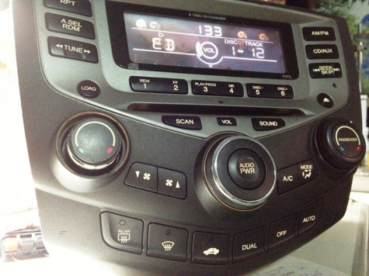 วิทยุCD Honda accord 2003 ปลาวาฬ