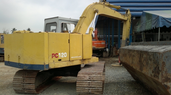 ขายรถแบคโฮpc120-2