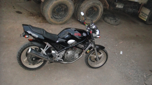 ขายกันถูกๆไปเลย 32,000บาท ราคาต่อรองได้ครับ ยินดีแลกเปลื่ยนนะครับ