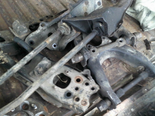 ช่วงล่างไมตี้ครบๆ เลือกดูครับ จะซื้อจะแลกก็ได้ ช่วงล่างไมตี้ครบๆ เลือกดูครับ จะซื้อจะแลกก็ได้