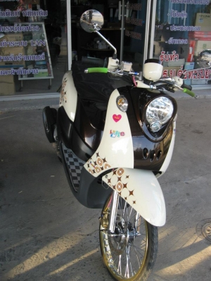 ขาย yamaha fino fashion 2011 แต่งสวย เครื่องเดิม แน่น ราคา 26000 พร้อมโอน หรือแลก รถคลาสสิค เสนอมาคัฟ