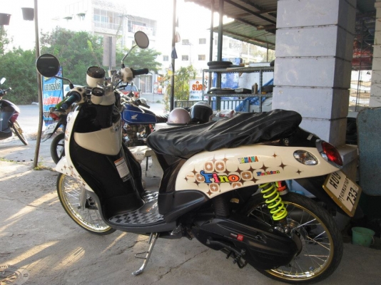 ขาย yamaha fino fashion 2011 แต่งสวย เครื่องเดิม แน่น ราคา 26000 พร้อมโอน หรือแลก รถคลาสสิค เสนอมาคัฟ
