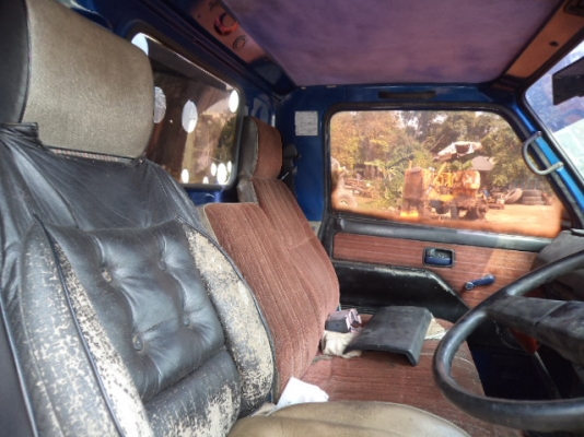 ขายรถอีซูซุเป็นรถยก ลากรถ เครื่อง110แรงม้าเพลาลอย ราคาถูกๆสภาพดีพร้อมใช้