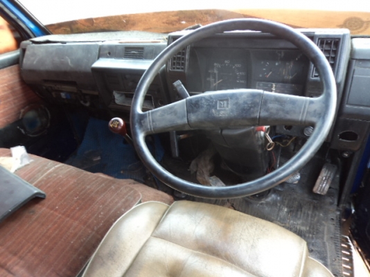 ขายรถอีซูซุเป็นรถยก ลากรถ เครื่อง110แรงม้าเพลาลอย ราคาถูกๆสภาพดีพร้อมใช้