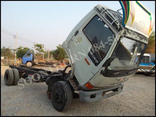 ขายด่วน รถบรรทุก 6 ล้อ HINO FC2W  120 แรง ซุบเปอร์เสี่ย รถห้างแท้(หัวคัซซี) รถสภาพเดิมๆสวยสด พร้อมใช้ ราคาสุดคุ้ม