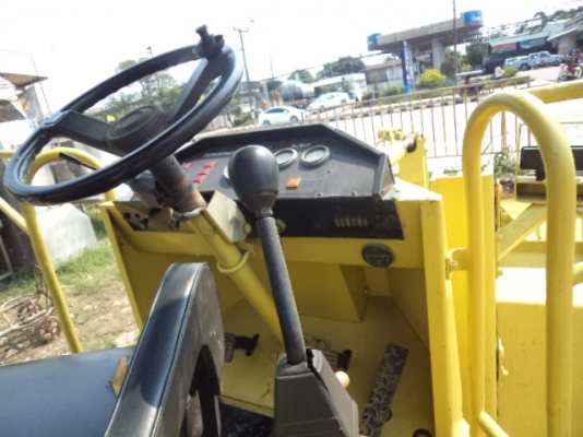 ขายรถตักล้อยางFURUKAWAเอวอ่อน2เพลา สภาพสวยพร้อมใช้ ขายรถตักล้อยางFURUKAWAเอวอ่อน2เพลา สภาพสวยพร้อมใช้