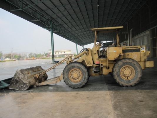 ขายรถตักล้อยาง CAT 910