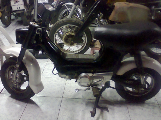 ชาลี cdi 3 ก้าน ไฟบน 12000 โลตัส สมุทรสาคร ชาลี cdi 3 ก้าน ไฟบน 12000 โลตัส สมุทรสาคร