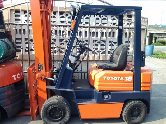 TOYOTA รุ่น5ขนาด1.8ตัน เบนซิล  เกียร์ธรรมดา เสา5ม.