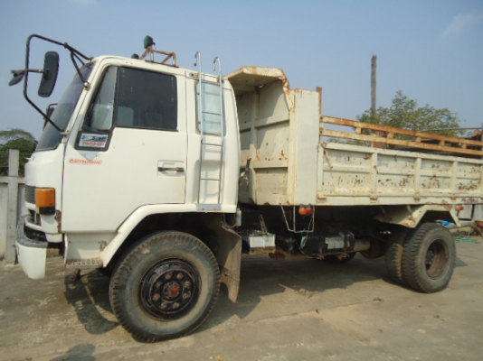 ขายหกล้อดั้มดิน ISUZU 145 แรง