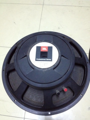 ************ ขาย ดอกjbl 15นิ้วแท้ๆครับ ********** ************ ขาย ดอกjbl 15นิ้วแท้ๆครับ **********