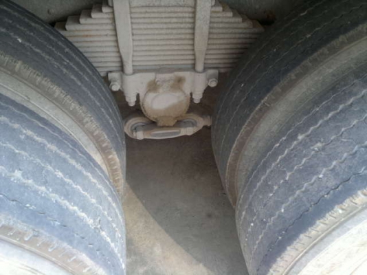 ขายรถ 10 ล้อ 2 เพลา กระบะเหล็กคอกเกษตรไม่ดั้ม  มีระบบลากลูก เดิมเป็นแก๊ส ทำเป็นรถน้ำมันแล้ว ISUZU DECA 270 ยูโรวัน ปี.43 พร้อมใช้ ถังแก๊สถอกออก