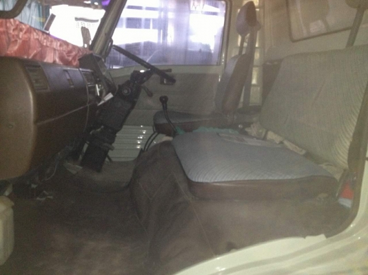 ขายรถ 6 ล้อ กระบะคาร์โก้ ติดเครน KATO MyCRAE 2.5 ตัน ISUZU NKR 110 สภาพใช้งานอยู่