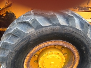 ขายด่วน!..รถตัก KOBELCO LK500 รถสวย ตักแรง ตักได้มาก เครื่องเงียบ ประหยัด เกินคุ้ม ราคาต่อรองได้อีก.