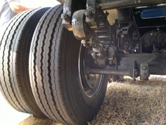 ขายลูกพ่วง 3 เพลา ใหม่แกะกล่องยังไม่ได้ใช้งาน ปี.56 กระบะเหล็กคอกเกษตรไม่ดั้ม ยาว.8.50 สูง.2.40 เมตร อู่.พิรุฬห์ แอสเซมบลี้ย์ สนใจรีบจองด่วน