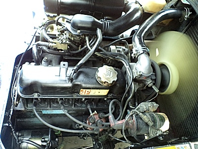 ขายรถยกโตโยต้า 1.5 ตัน รุ่น5 เครื่องเบนซิน  กระบอกคู่ เสาสูง 5 เมตร  ยางตันใหม่ 4 ล้อ  พวงมาลัยเพาเว่อร์  สีเดิมจากนอก นำเข้าจากญี่ปุ่น ใช้งานได้ทันที