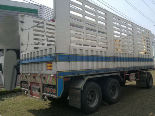 ขายลูกพ่วง 3 เพลา กระบะเหล้กคอกเกษตรไม่ดั้ม ปี.56 ใช้งานแค่เดือนกว่าๆ อู่.พิรุฬ สภาพสวย