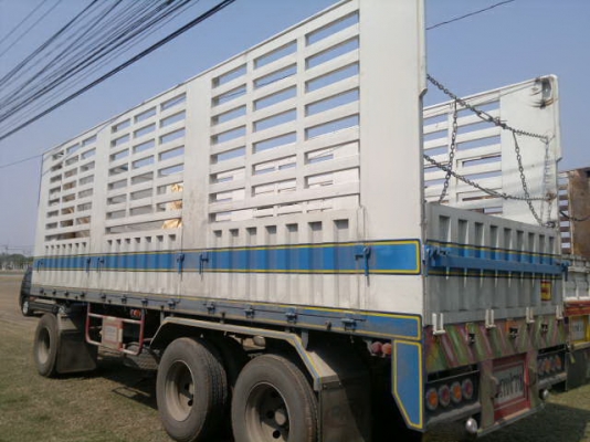 ขายลูกพ่วง 3 เพลา กระบะเหล้กคอกเกษตรไม่ดั้ม ปี.56 ใช้งานแค่เดือนกว่าๆ อู่.พิรุฬ สภาพสวย