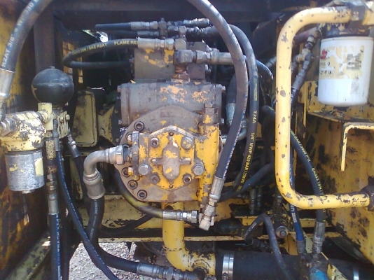 ขายด่วน!..รถแบคโฮ SUMITOMO SH120  F2 มีใบอินวอยล์ รถสวย แรงขุดดี ทำงานไว ประหยัด ต่อรองได้.