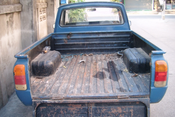 ขายมาสด้า1000 เดิมบางรถมือหนึ่ง ทะเบียนโอนพร้อมใช้ ขับไกลได้