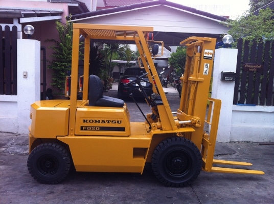 ขาย ฟอล์คลิฟต์ 2.0 ตัน KOMATSU FD20-10  รถเก่านำเข้าจากญี่ปุ่น