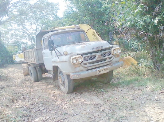 ขายด่วน!..รถหกล้อ ISUZU 120 แรง ประหยัด เฟืองท้ายใหญ่ เงียบ แรง พร้อมใช้ สุดขีด ทะเบียนครบ ต่อรองราคาได้.