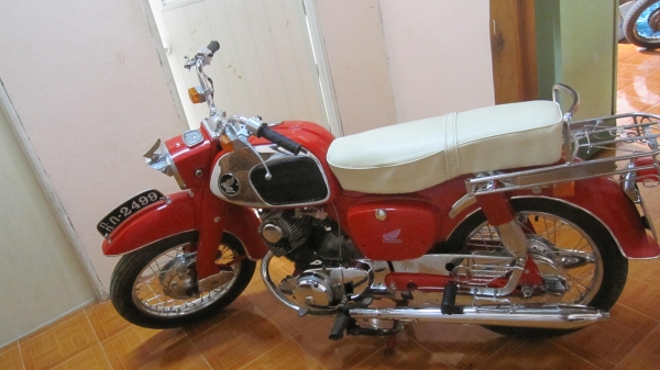 ชี95สีแดงเครื่องพึ่งทำมาใหม่ครับฟิตๆ cdi ไม่ดังไม่หอนไม่เยิ้มสีพึ่งทำมาใหม่ชุบๆๆเยอะขาย40000ถ้วนราคานี้ไม่ลดแล้วนะครับ ได้ไปสุดคุ้มครับสภาพพร้อมใช้งานรถไม่มีเวลาขี่มาลองขับได้เลยครับจะเลิกเล่นแล้วครับขายแบบถุกๆขาดทุนไปเกือบ2หมื่นครับ....ส่งได้ทั่วไทย....n