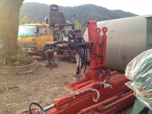 ขายเฮี๊ยบ 6 ตัน สภาพสวย ใช้งานได้ปกติ ขายเฮี๊ยบ 6 ตัน สภาพสวย ใช้งานได้ปกติ