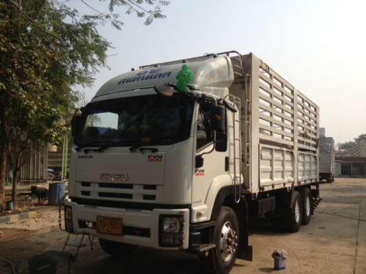 ISUZU DECA FVM 300 hp กระบะบรรทุก