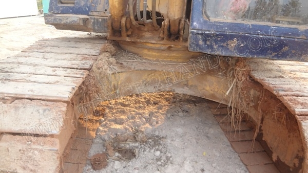 ขายรวม 2 คัน (รถแบคโฮ ยี่ห้อ KOMATSU PC120-5 //รถบรรทุก 10 ล้อ เทนเลอร์ ยี่ห้อ ISUZU