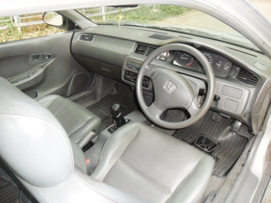 ขายซีวิค3ประตู