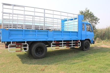 ขายรถบรรทุกหกล้อ สภาพดีสีสวย พร้อใช้งานครับ