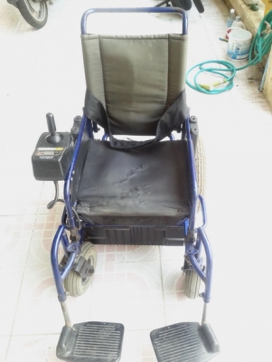wheel chair ไฟฟ้าเพิ่งมาจากญี่ปุ่น สำหรับคนแก่หรือคนพิการ ผ่อน 0\% ลดราคาให้อีก