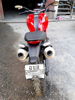 ขายหรือแลก DUCATI 795 รถออกศูนย์ทองหล่อ