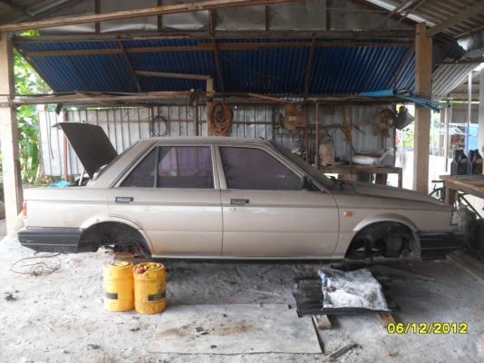 ขายรถเก๋งถูกๆ 1 คัน เป็นอะใหล่